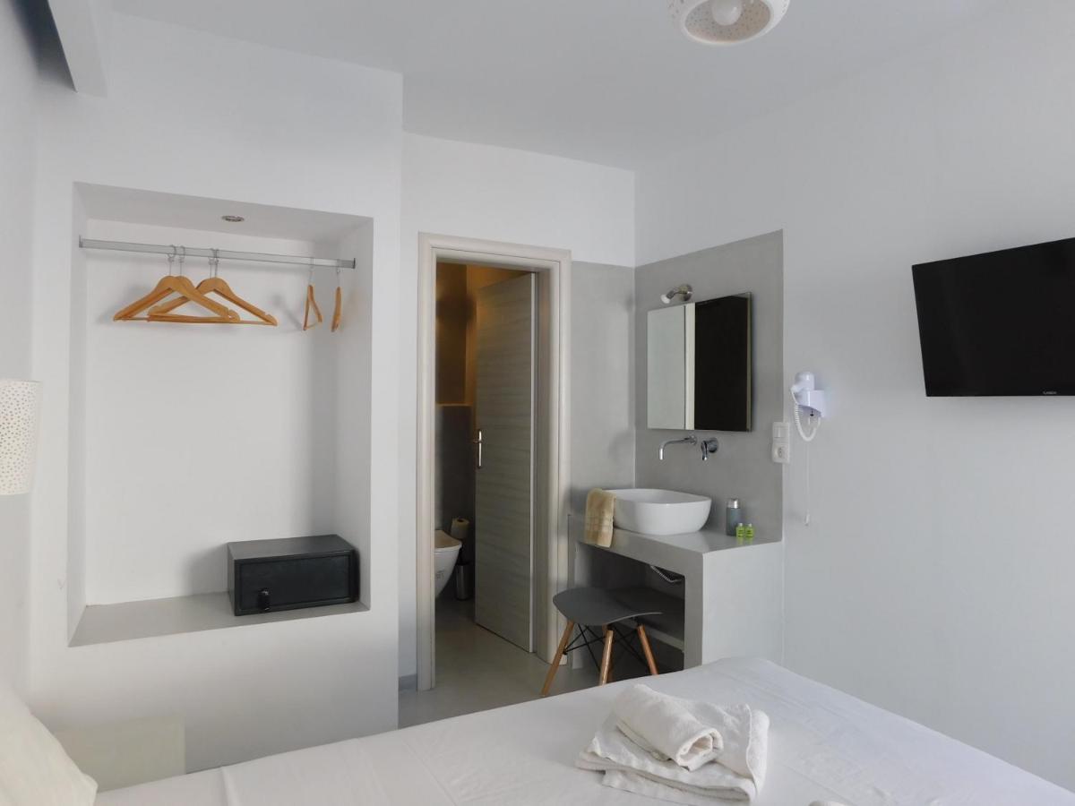 Capital Centro Rooms Φηρά Εξωτερικό φωτογραφία